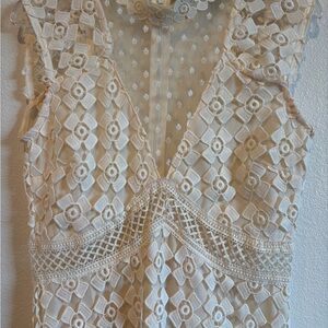 Romeo & Juliet Couture Elegant Lace Sleeveless Dress Size Medium